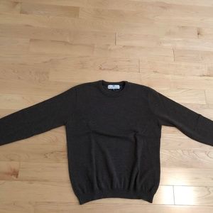 Peter Manning sweater